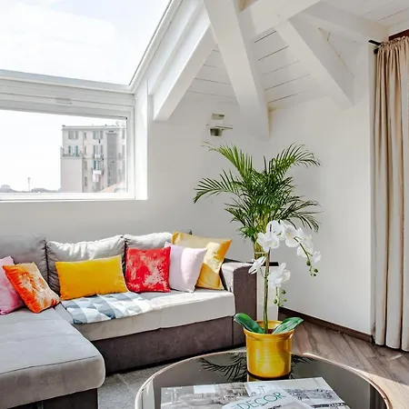 Apartment Sunshine Raggio Di Sole Milan